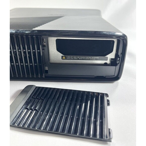 Microsoft Xbox 360 S Slim Console Model 1439 Matte Black Console Only 4Gb Tested - Picture 9 of 9
